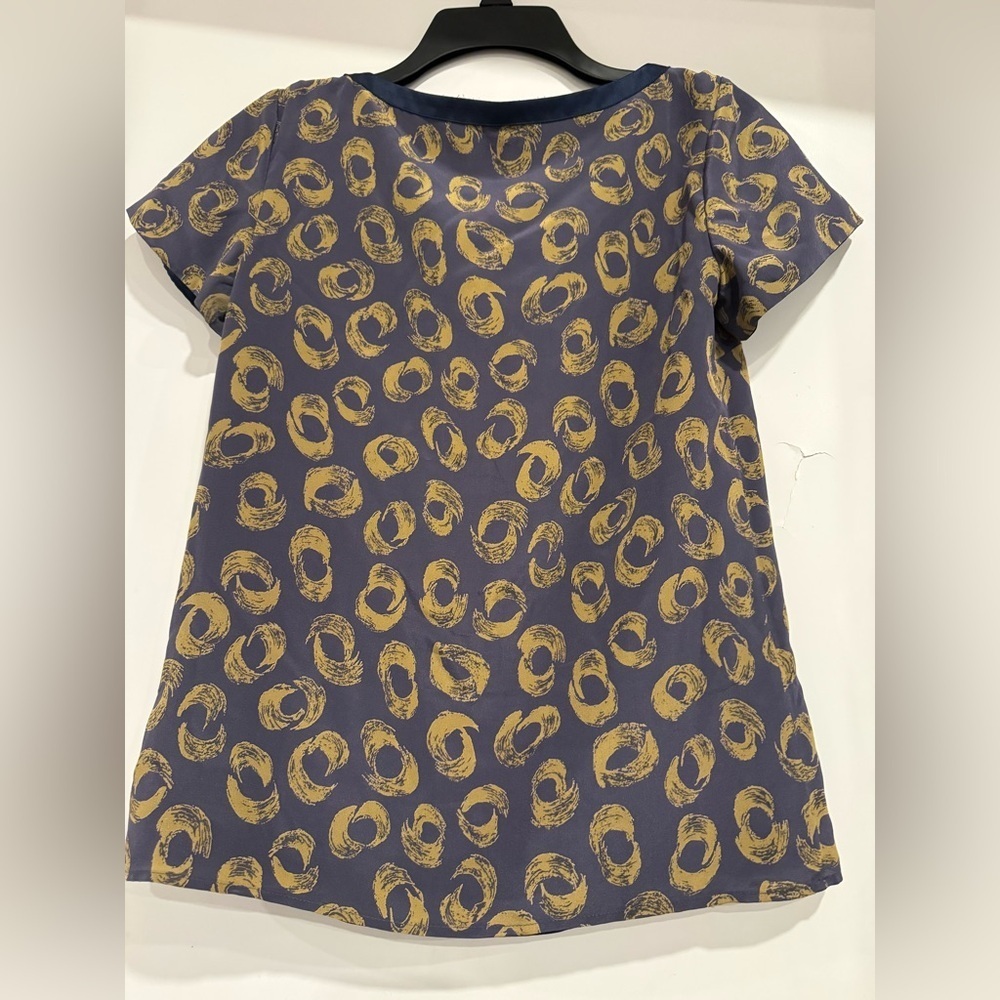 Boden Limited Edition 100% Silk Jeweled Blouse Womens Size US 6 Short Sleeve Top - Picture 3 of 5